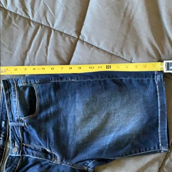 Calvin Klein Jean shorts size 28 waist - Picture 5 of 8